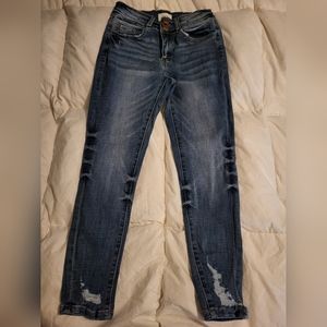 Girls BKE Size 10 ankle length skinny jeans